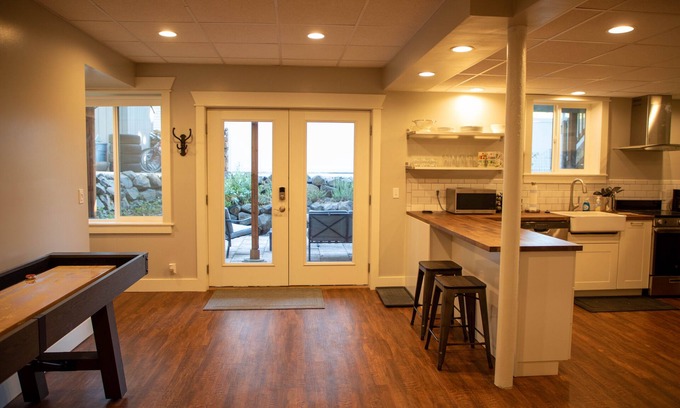 Moscow Apartamento | Nueva construcción en el centro de Moscú Apartamento privado en la planta baja Capacidad para 6 personas.