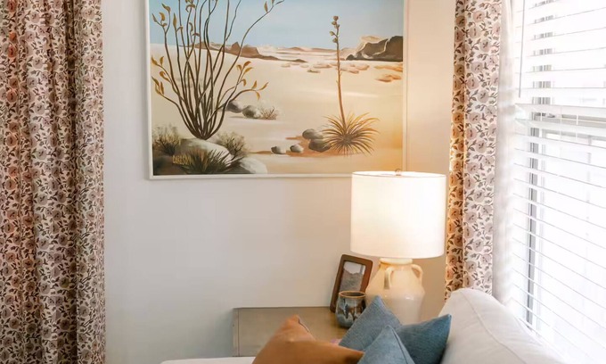 Governmental Mall Casa | Downtown Phoenix Cozy Home Close to Concerts, Bars, Airport + More!