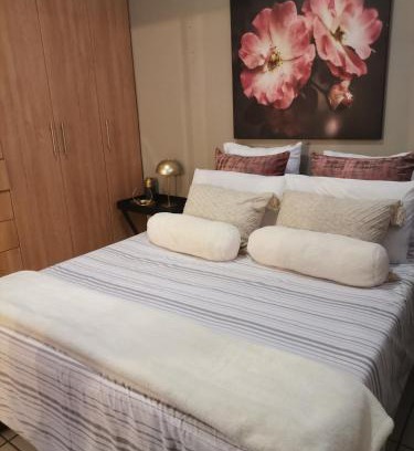 Brandwag Casa | DR M BEAUTY LOUNGE AND GUEST HOUSE