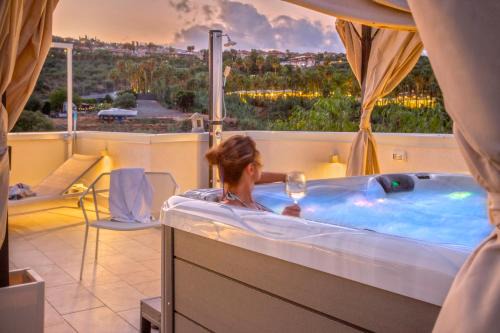 Aci Castello Apartamento | Drea Acitrezza Luxury Home