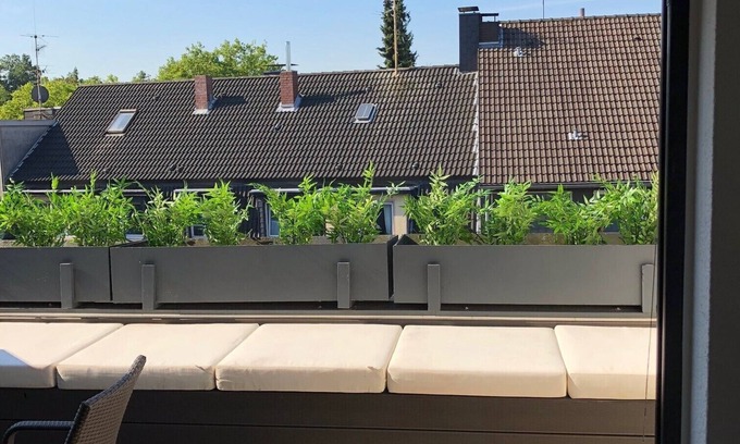 Ruettenscheid Apartamento | Dream loft near Messe Essen/Düsseldorf with loggia and private elevator.