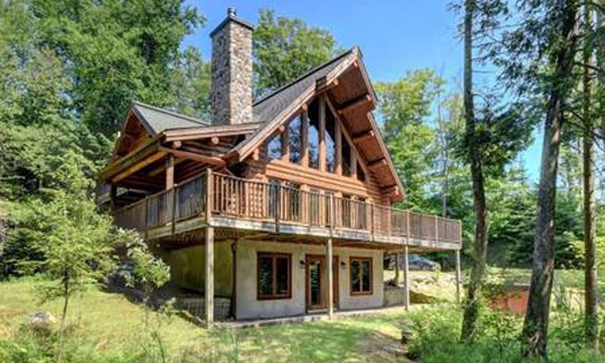Labelle Casa | Vacaciones de ensueño en una cabaña de madera en el lago Mont Tremblant, Canadá