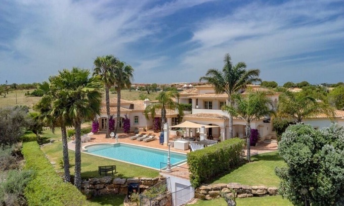 Atalaia Villa | Dream Villa for rent