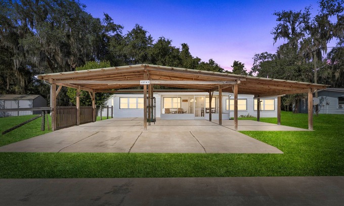 Fort McCoy Casa | Drifter's Landing at Lake Kerr's, Kerr Key