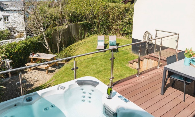 Croyde Cabaña | Amplia casa de vacaciones familiar de 3 dormitorios en el centro de Croyde