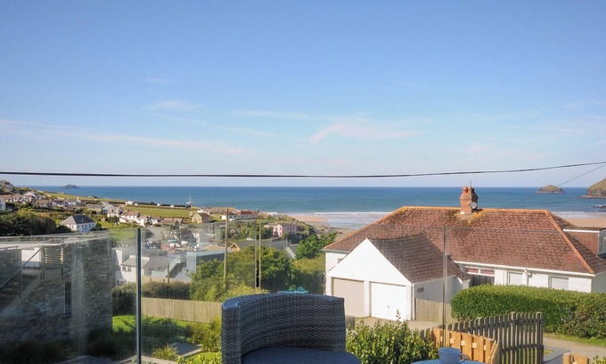 Polzeath Cabaña | DRISHTI, pet friendly, with a garden in Polzeath