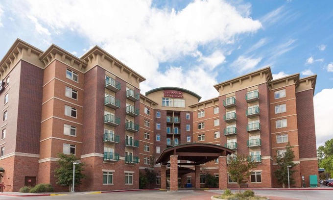 Northern Arizona University Hotel | Drury Inn & Suites Flagstaff