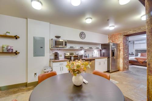 Downtown Knoxville Apartamento | Dtwn Knoxville Studio Half-Mi to Market Square!