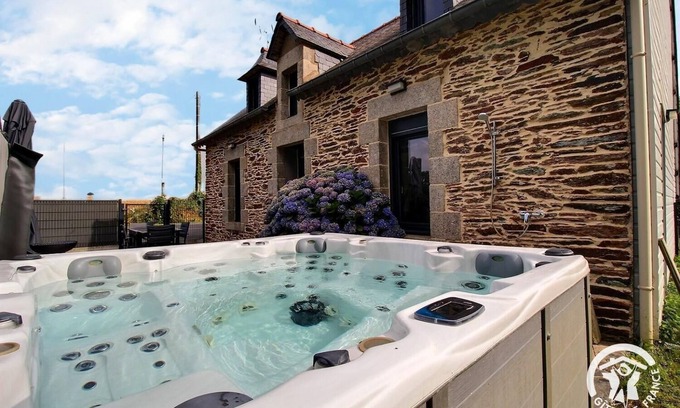 Saint-Guen Casa | Du Créno - GUERLEDAN - Gîte