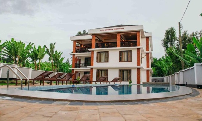 Moshi Cabina | Dual Mountain View Lodge