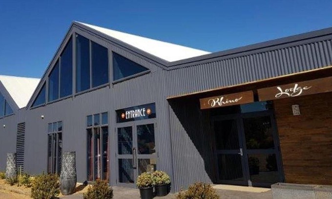 Dubbo Otro | Dubbo Rhino Lodge
