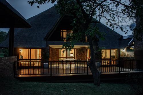 Hazyview Villa | DUBE SAFARI LODGE at Kruger Park Lodge 505