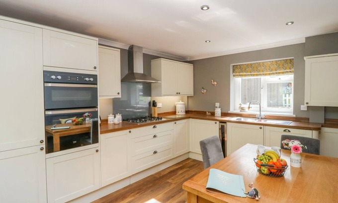 Weymouth Cabaña | Duck Cottage