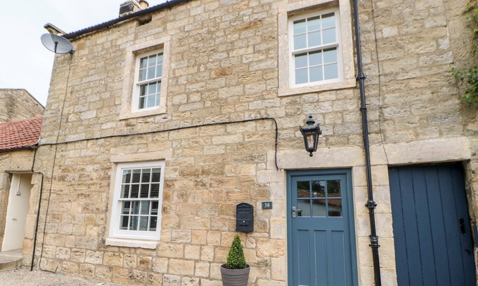 Richmond Casa | DUCK COTTAGE, pet friendly, character holiday cottage in Melsonby