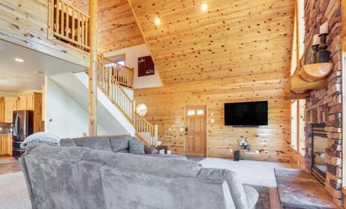 Long Valley Junction Casa | Duck Creek Cabin With Trailer Parking And Dog Enclosure