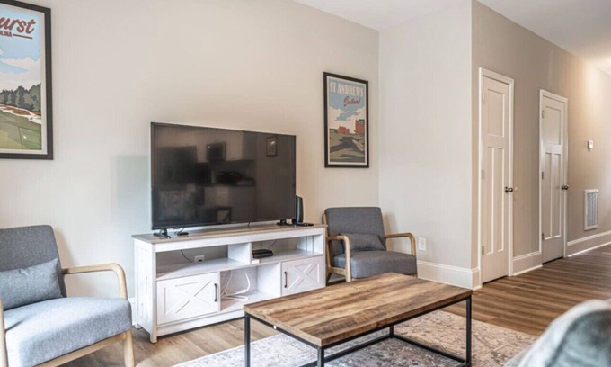 Southern Pines Villa | Ducks Landing Accommodations at Southern Pines Golf Course