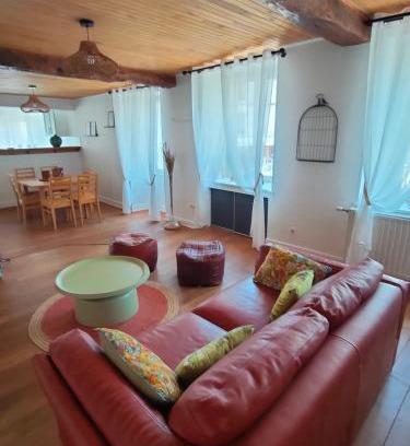 Bar-sur-Aube Apartamento | Duplex 2 chambres "Coeur de Ville" Meublé de tourisme 4 étoiles