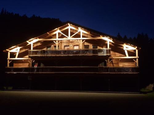 La Bresse Apartamento | Duplex dans chalet, vue de rêve, 6 pers, 2 nuits minimum
