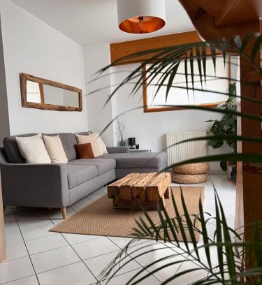 Sallanches Apartamento | Duplex Sallanches - Terrasse, Centre & Parking by AlpenlySallanches