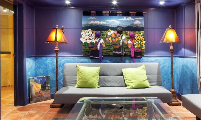 West End Casa | DuPont - Scandinavian Café & Garden Apartment