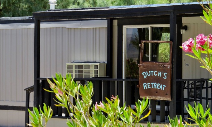Shoshone Casa | Retiro de los holandeses: el campamento base de Death Valley