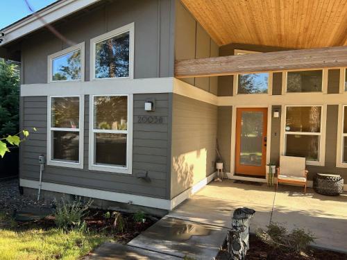 Southern Crossing Casa | Dwell 30 Days Minimum home