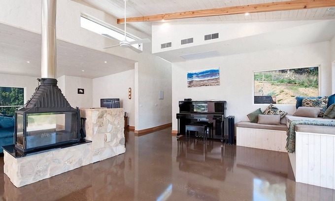 Apollo Bay Casa | Eagle Ridge: contemporáneo, elegante, espacioso y magnífico