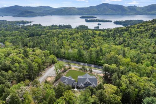 Bolton Landing Chalet De Esquí | Eagle's Nest at Bolton Landing