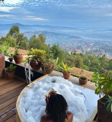 Kigali Cabina | Eagle View Lodge - Kigali