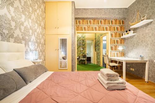 Ampelokipoi Apartamento | Easily accessible secure Ground floor with breakfast items