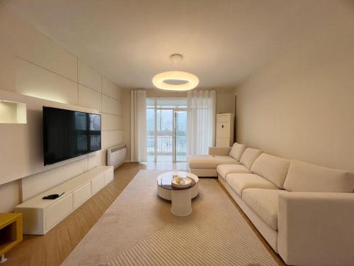 Jing'an Apartamento | Eastern Hub - Jing'an Temple Branch 4-bedroom with 2 Balconies