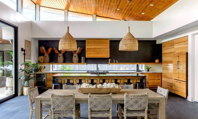 Parker Lane Casa | Eastside Mansion Pool Rainey St 7 min Drive