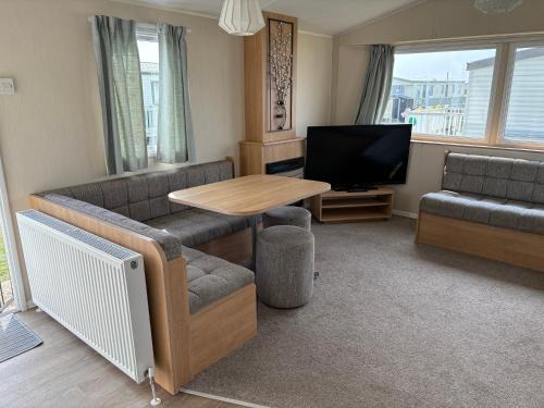 Chapel Saint Leonards Casa | Echo Coastal Holidays -Golden Palm Resort - Chapel St Leonards