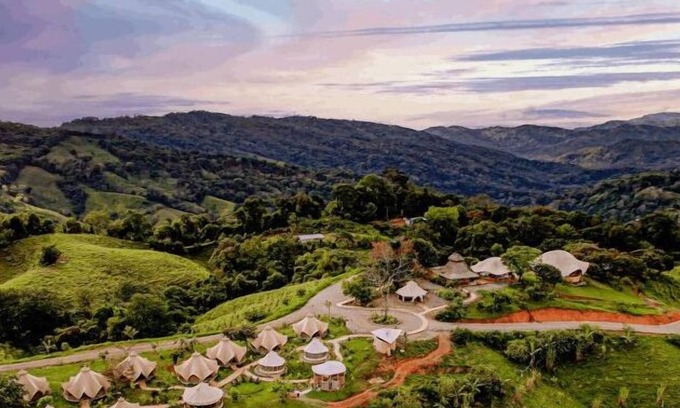 Dominical Alquiler De RV | Eco Luxe Glamping Nest #9 - 2 Queen Beds at Holos