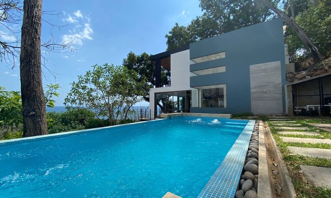 Tamanique Villa | Eco Sky Villas