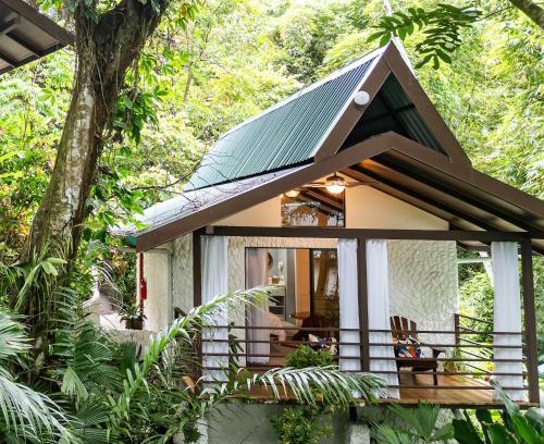 Manuel Antonio Hotel | ECOTICA Boutique Hotel