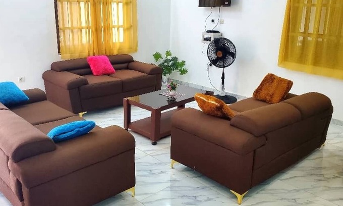 Porto-Novo Apartamento | Edelweiss