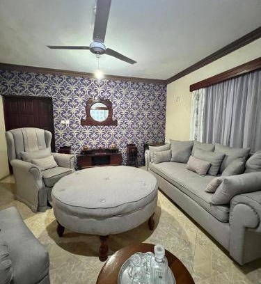 Bamburi Complejo | Eden Palms