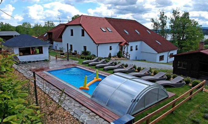 Karlovy Dvory Apartamento | EDER- Penzion & Apartmány