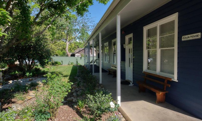 Bright Casa | Edlin House