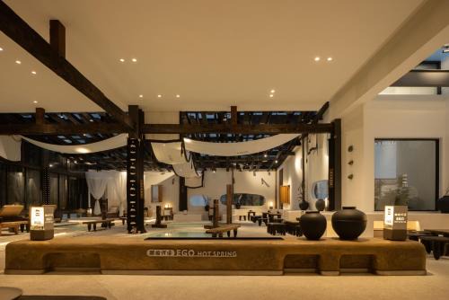 Ganzi County Hotel | EGO Hot Spring Resort hotel