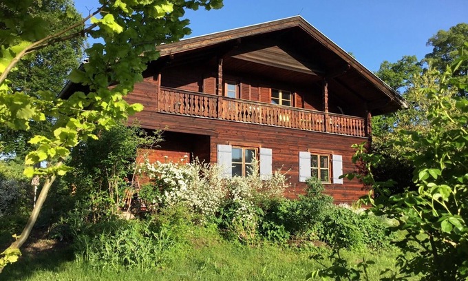 Riederau Casa | Ehem. Künstlerhaus mit Garten in Seenähe