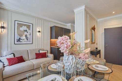 7th Arrondissement Apartamento | Eiffel Tower Apartment Invalides