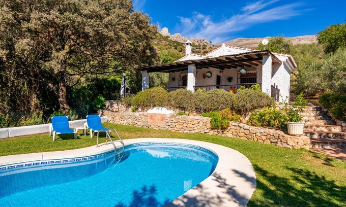 Alora Casa | El Chorro Villas Casa Adelfa