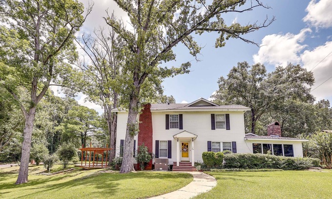 El Dorado Casa | El Dorado Vacation Rental w/ Grill & Fire Pit!