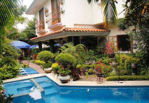 Cuernavaca Casa | El Jardín del Edén B&B Boutique