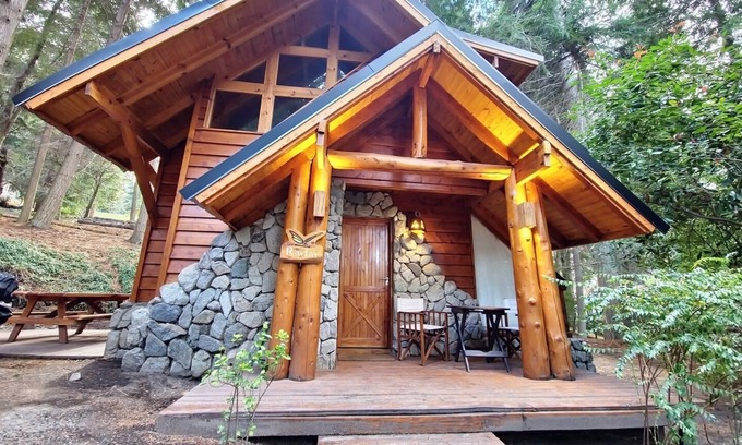 Puerto Manzano Cabina | Cabaña Radal - El Remanso, Bahia Manzano