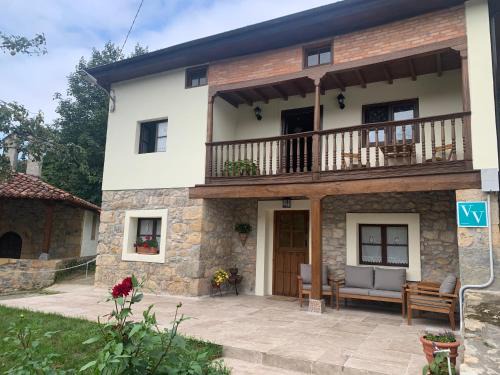 Santianes de Ola Casa | El Rubiu La Tita