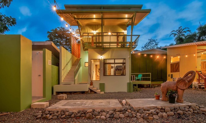 Chiguata Chalet De Esquí | El Tití House in Playa Chiquita