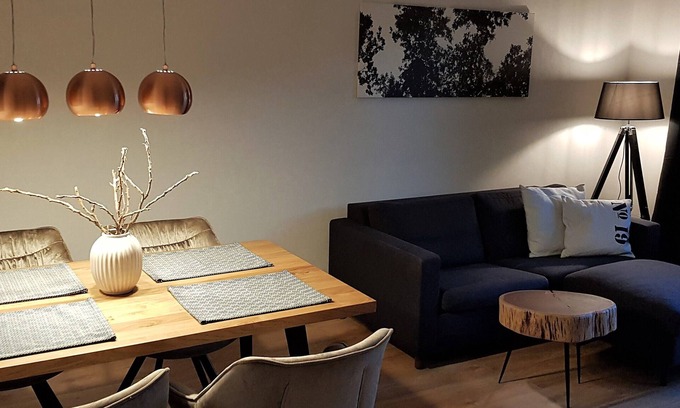 Wedel Apartamento | ELBQUARTIER N ° 3 | Exclusivo y moderno apartamento con balcón cerca del centro.